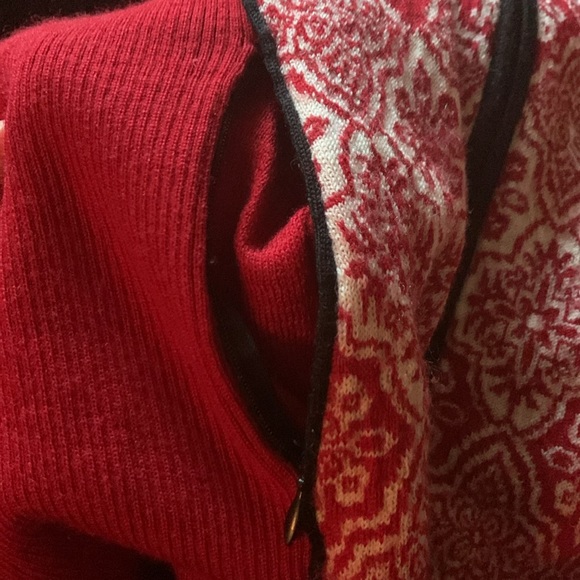 Wool Icelandic Design Zip Up Hooded Vest, red, white and black - GUC Size Large - Picture 4 of 6